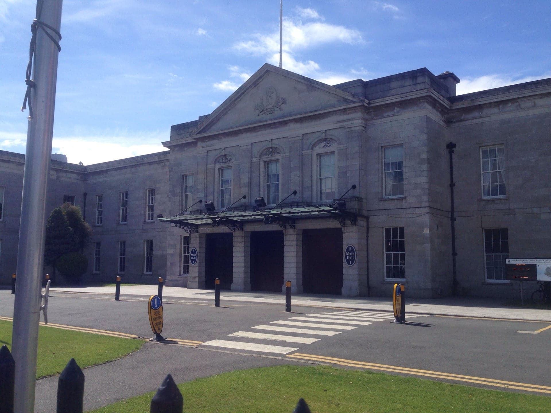 RDS (Royal Dublin Society) 7