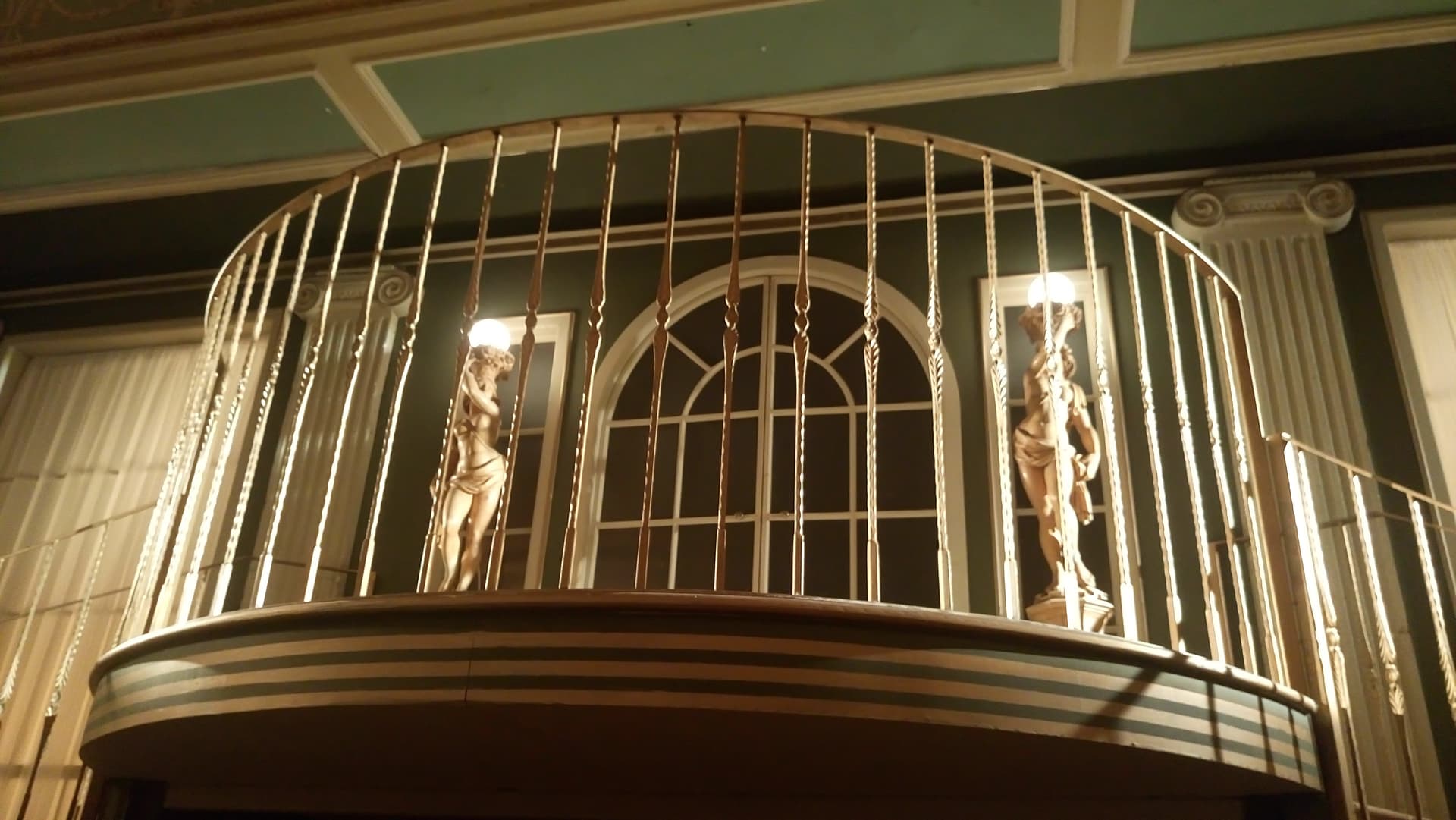 Gate Theatre 6