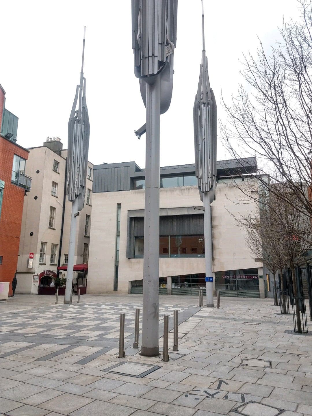 Meeting House Square 3