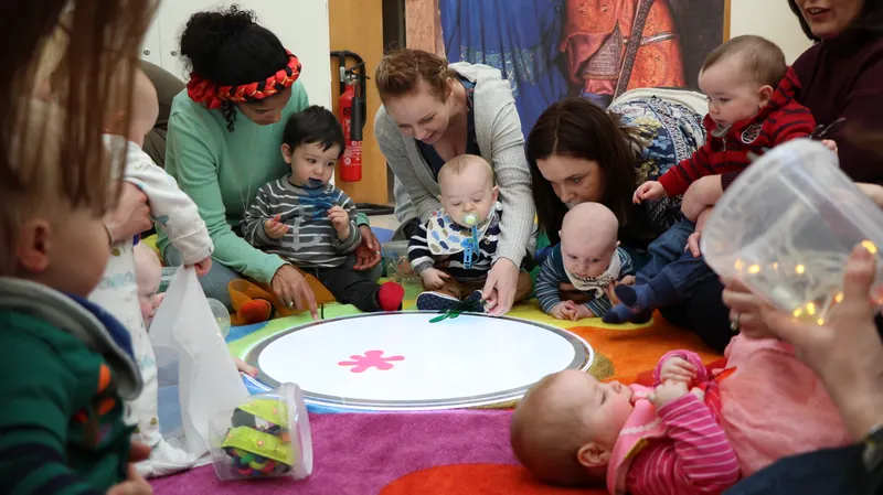 Baby Sensory Workshop: Spirals and Circles 1